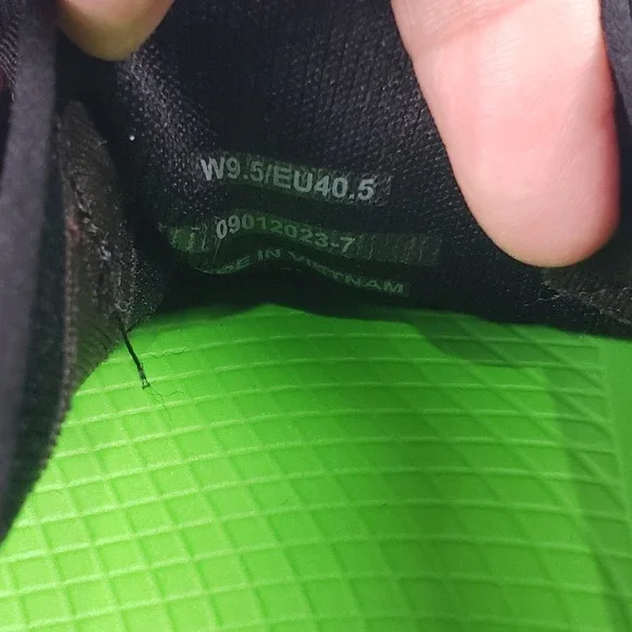 Oofas Oomg Sport LS Low Women's Athletic Sneakers Black Comfort Shoes Size 9.5 - Picture 2 of 13